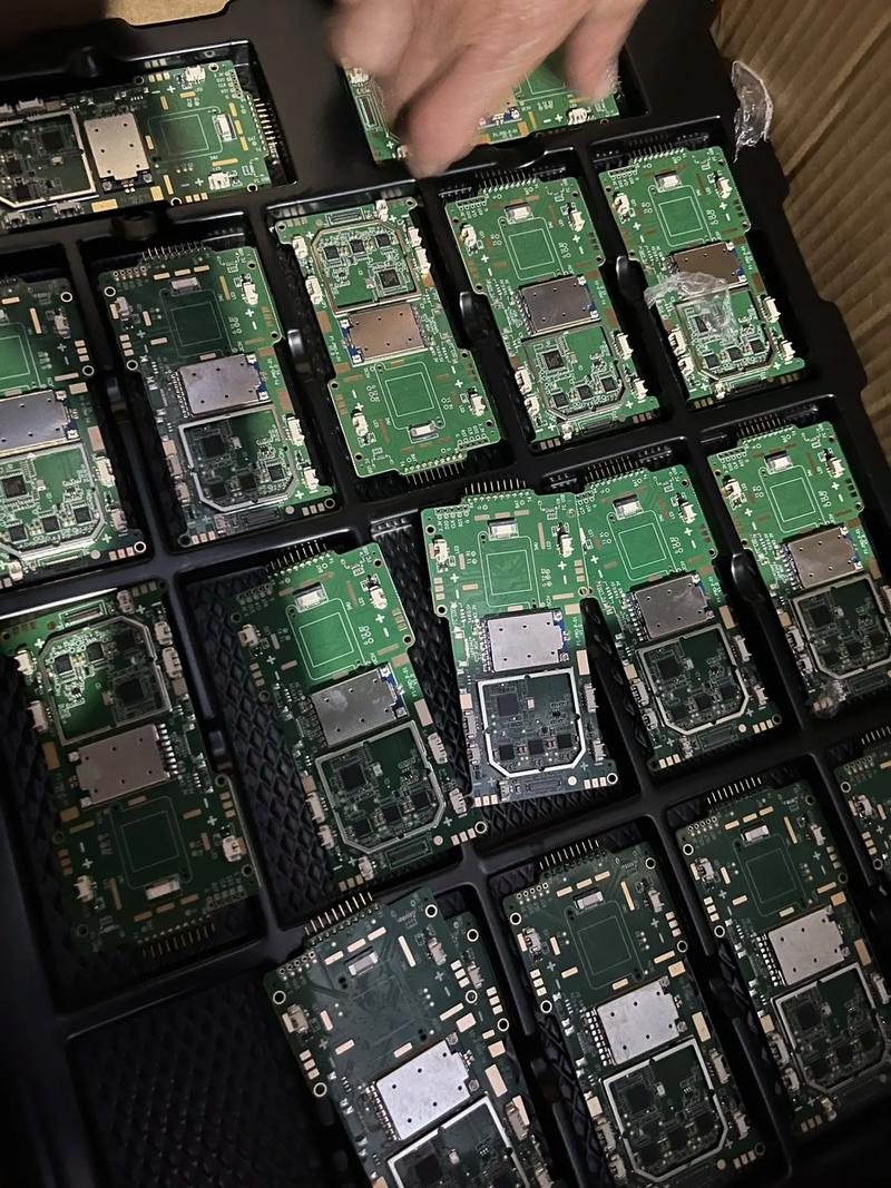 回收库存配件、电子元件与二手设备 绿色经济与资源循环的双赢之路